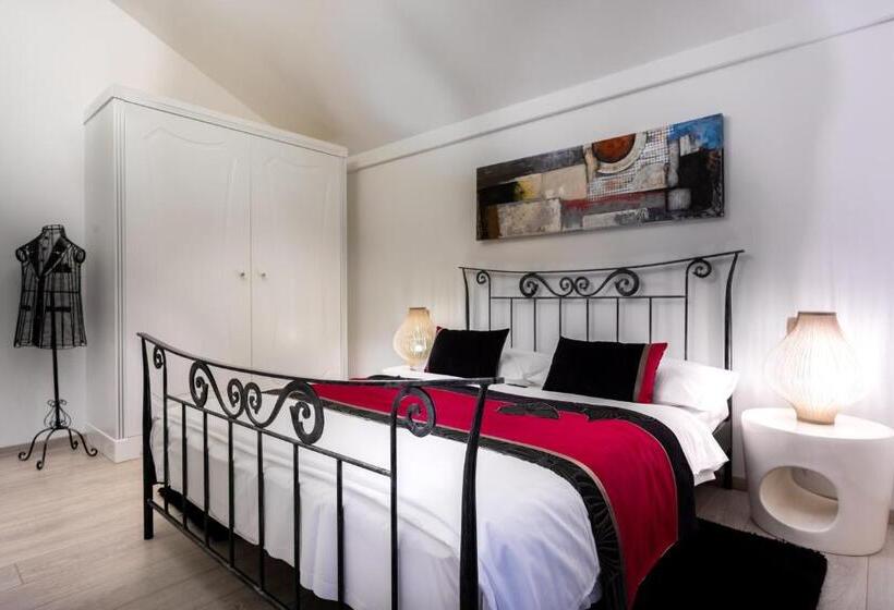 سوئیت با بالکن, Heritage Forza