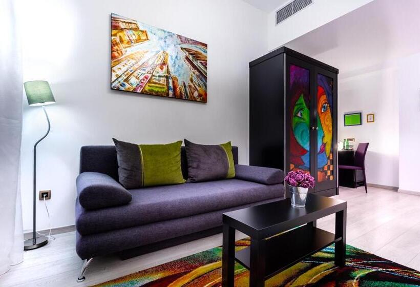 اتاق استاندارد با چشمانداز دریا, Heritage Forza