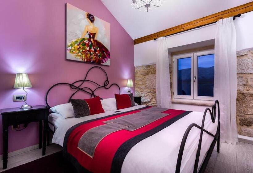 اتاق استاندارد با چشمانداز دریا, Heritage Forza