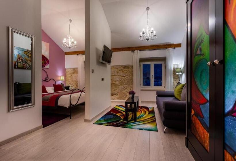 اتاق استاندارد با چشمانداز دریا, Heritage Forza