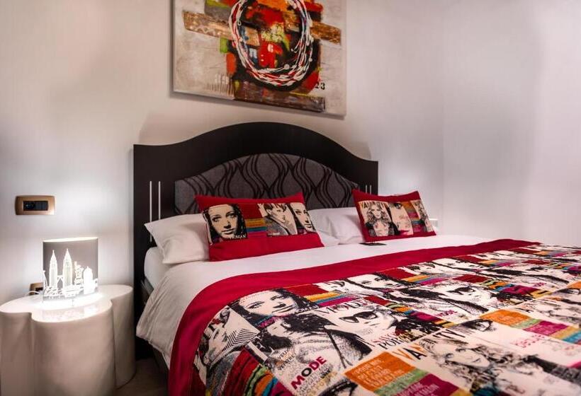 سوئیت با بالکن, Heritage Forza