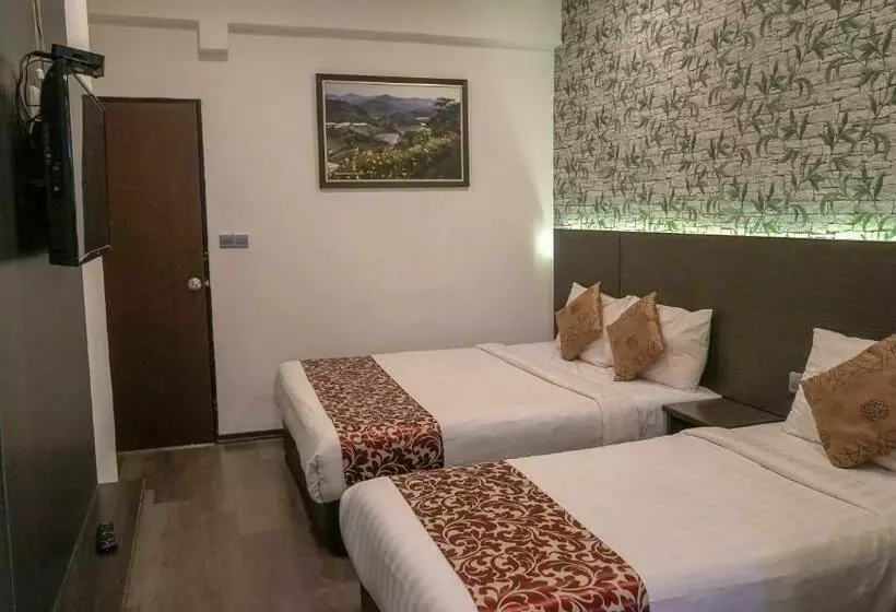 Deluxe Kolmen Hengen Huone, Highlanders