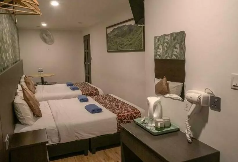 Deluxe Neljän Hengen Huone, Highlanders