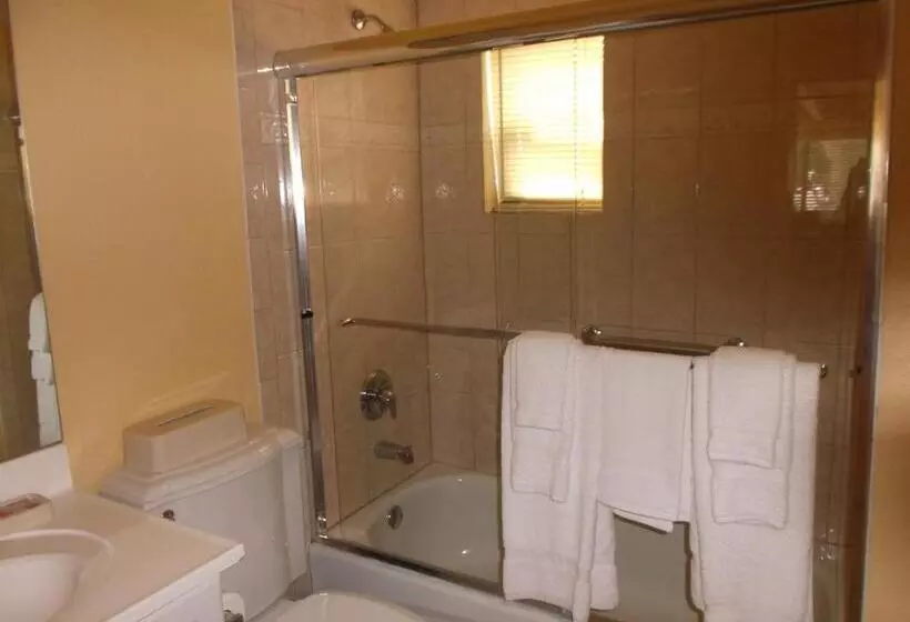 آپارتمان 1 خوابه, Hollywood Sands Resort