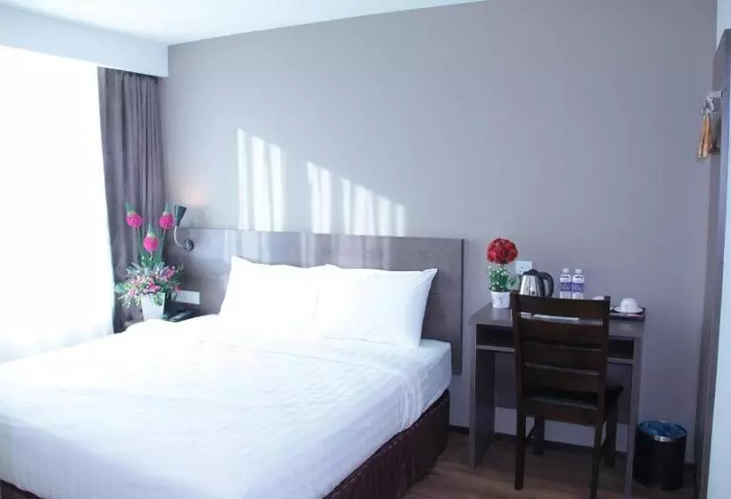 اتاق لوکس با تخت بزرگ, Kl