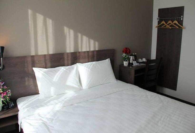 غرفة ديلوكس سرير كينج, Kl