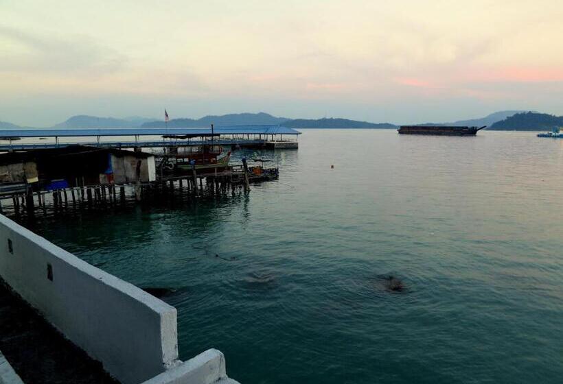 Номер Стандарт с Балконом, Pangkor Fish House