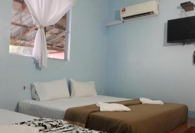Номер Стандарт Трехместный, Pangkor Fish House