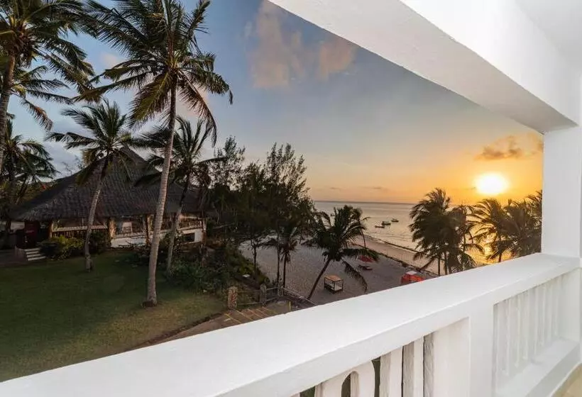 اتاق لوکس با چشم‌انداز دریا, Prideinn Paradise Beach Resort & Spa Mombasa