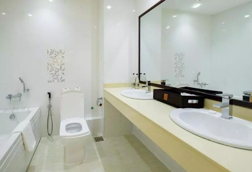 سوییت با چشم‌انداز دریا, Prideinn Paradise Beach Resort & Spa Mombasa