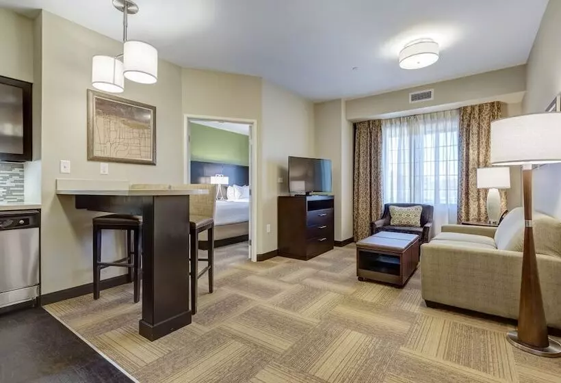 ２ベッドスイートルーム, Staybridge Suites St Louis   Westport, An Ihg