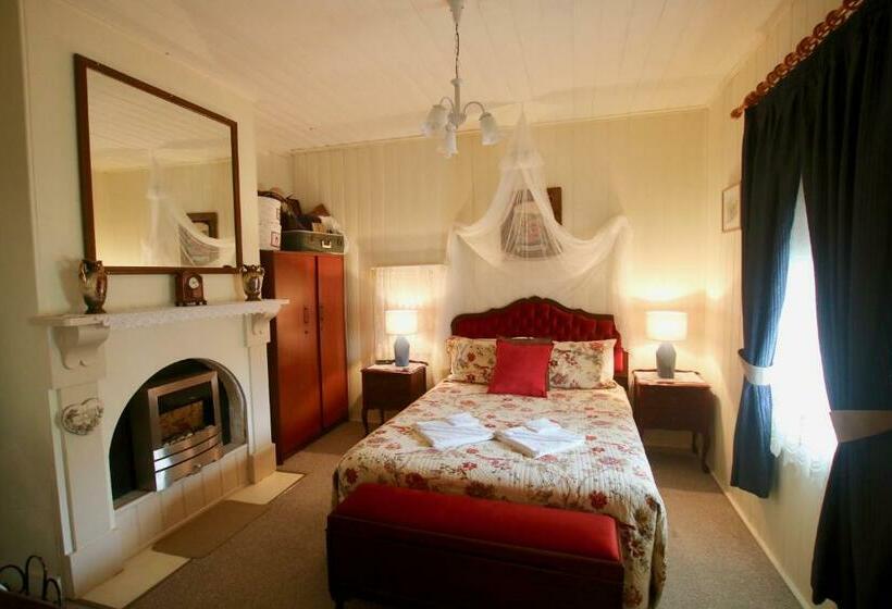 １ベッドルームハウス, Tenterfield Historic C1895 Cottage
