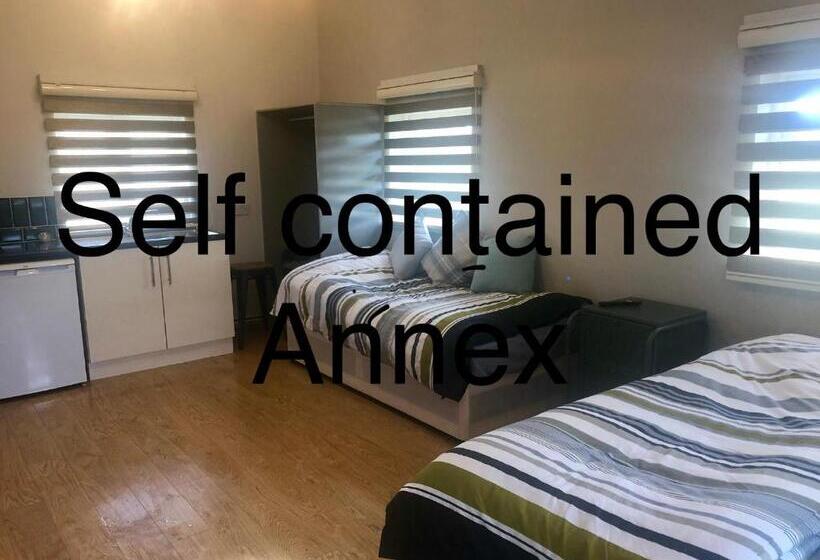 חדר סטנדרט נוף לגינה, Elmcroft Guest House