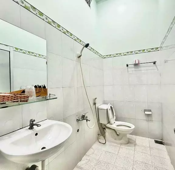 Standard Kolmen Hengen Huone, Quoc Dinh Guesthouse