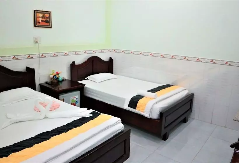 Standard Neljän Hengen Huone, Quoc Dinh Guesthouse
