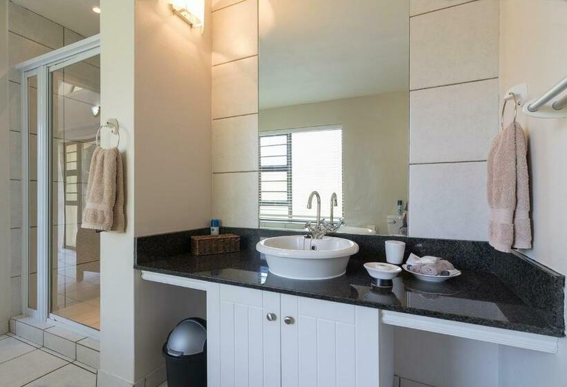 اتاق استاندارد, Sheilan House