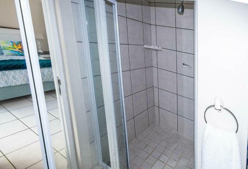 اتاق استاندارد, Sheilan House