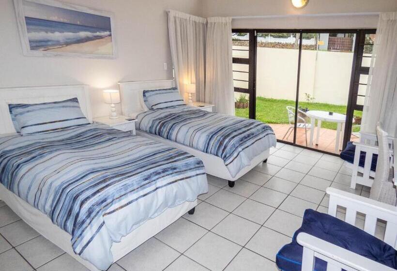 اتاق سوپریور با چشم‌انداز باغ, Sheilan House