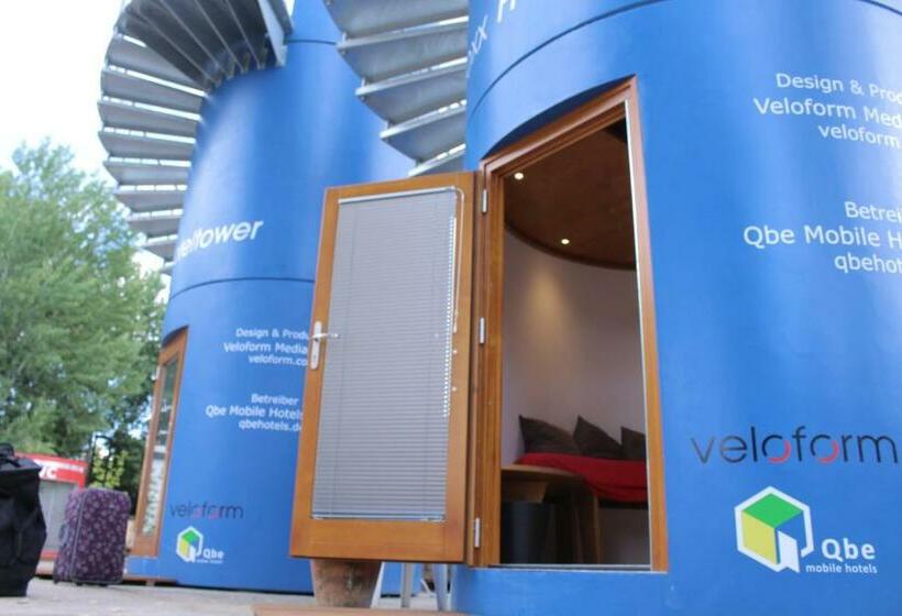 اتاق استاندارد با سرویس بهداشتی مشترک, Qbe Hotel Heizhaus Berlin