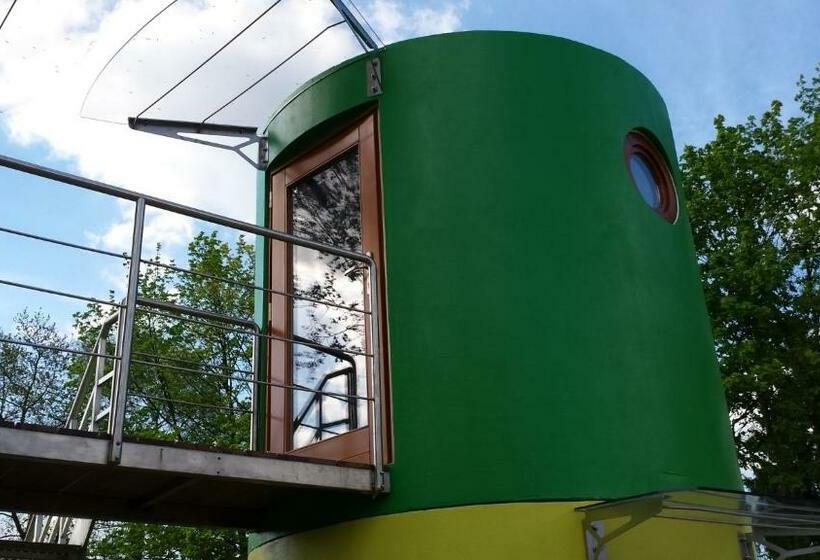 اتاق استاندارد با سرویس بهداشتی مشترک, Qbe Hotel Heizhaus Berlin