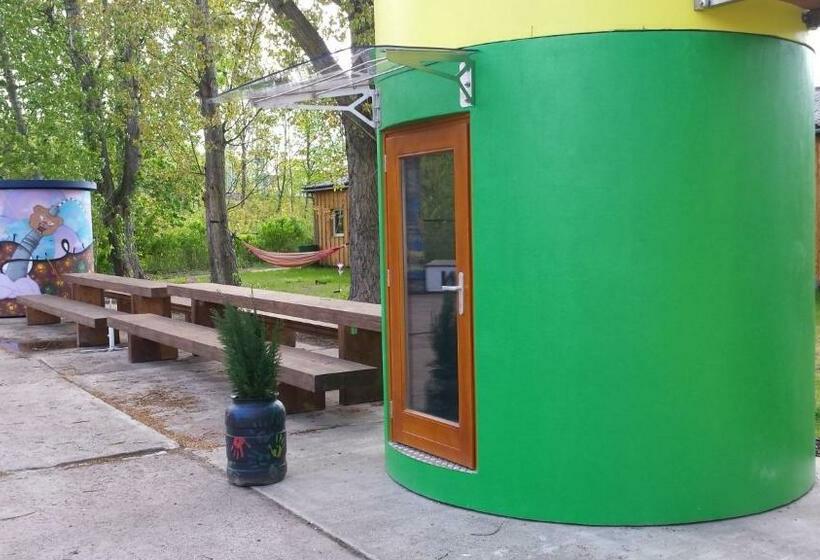 اتاق استاندارد با سرویس بهداشتی مشترک, Qbe Hotel Heizhaus Berlin