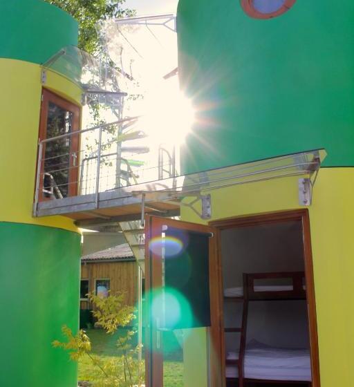 اتاق استاندارد با سرویس بهداشتی مشترک, Qbe Hotel Heizhaus Berlin