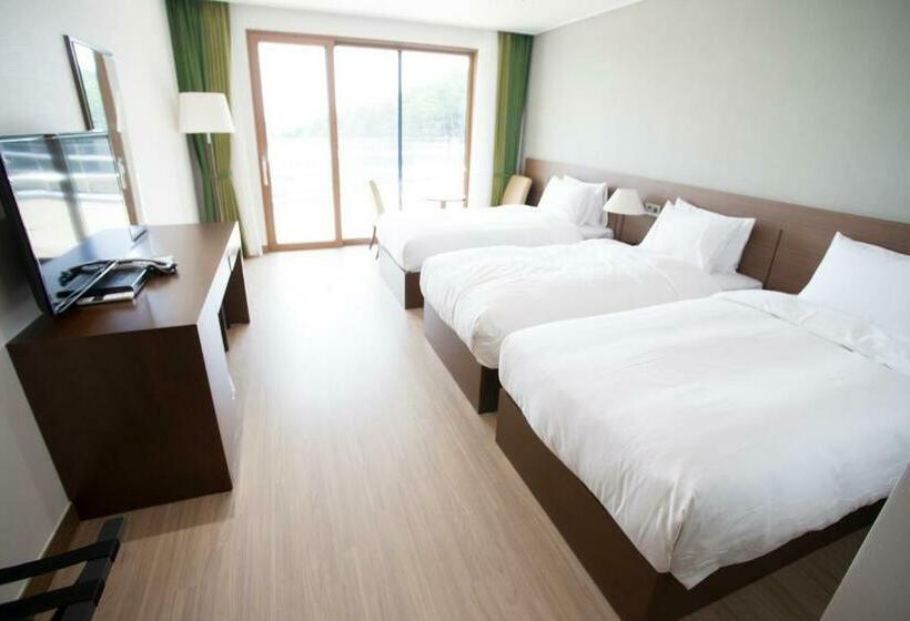 غرفة ديلوكس ثلاثية, Dongwon Youthhostel