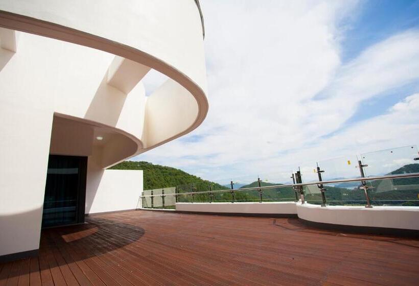 جناح جونيور, Dongwon Youthhostel