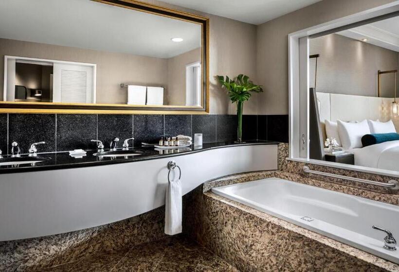 带观景的标准间, Fairmont Vancouver Airport   Gold Experience