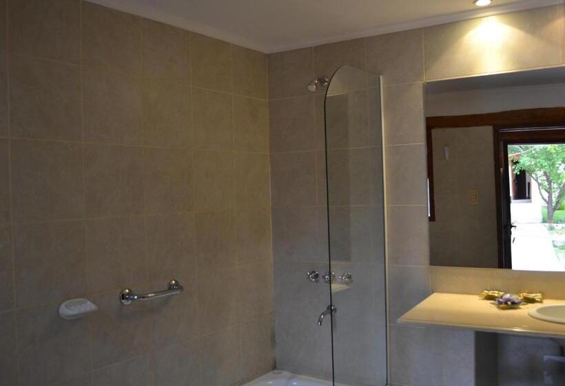 스탠다드 트리플 룸, Al Sereno Hotel Y Spa