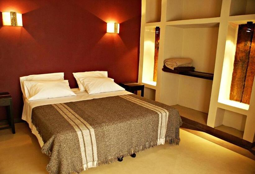 بنجلو قياسى, Al Sereno Hotel Y Spa