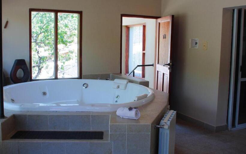 标准平房, Al Sereno Hotel Y Spa