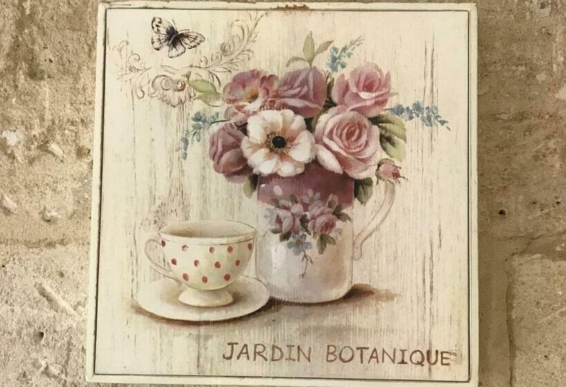 اتاق استاندارد, B&b Le Miroir Aux Fées Bordeaux