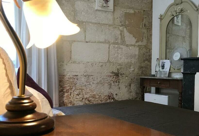 Номер Стандарт, B&b Le Miroir Aux Fées Bordeaux