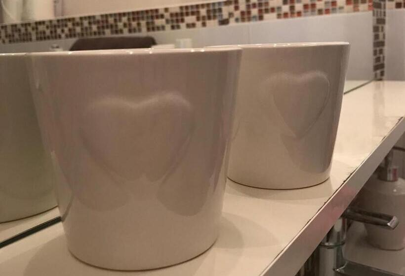 اتاق استاندارد, B&b Le Miroir Aux Fées Bordeaux