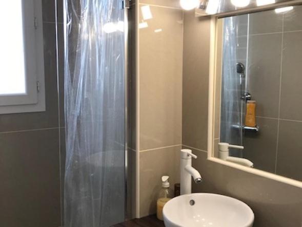 标准工作室, B&b Le Miroir Aux Fées Bordeaux