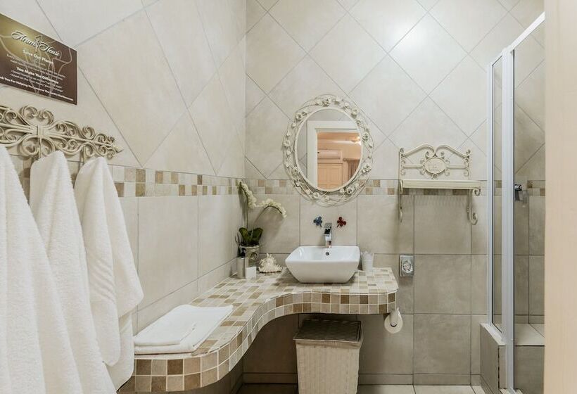 Deluxe-huone, Arum Guest House
