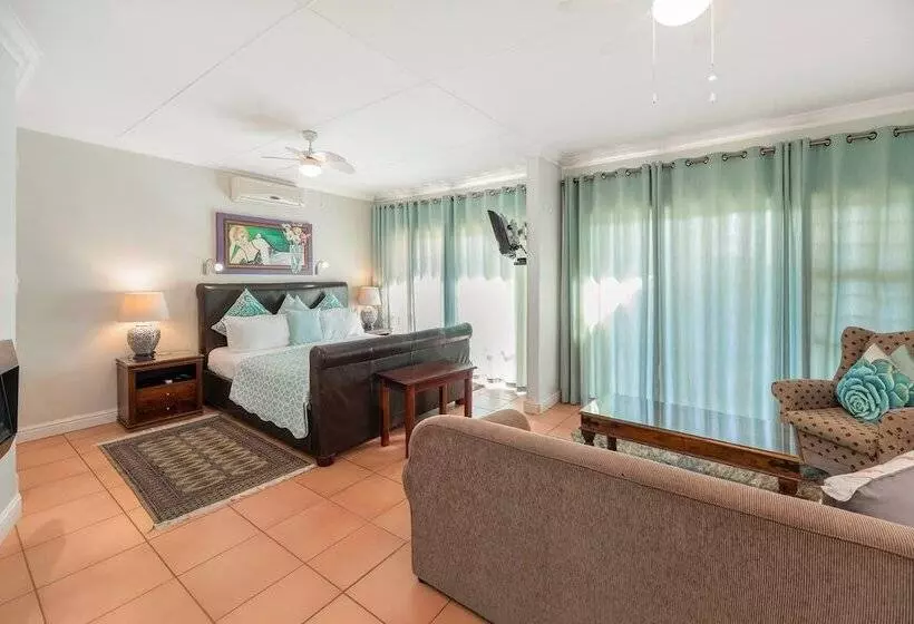 اتاق سوپریور با تخت بزرگ, Arum Guest House