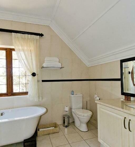 חדר דחוקס עם מיטת קינג, Eagle Wind Manor