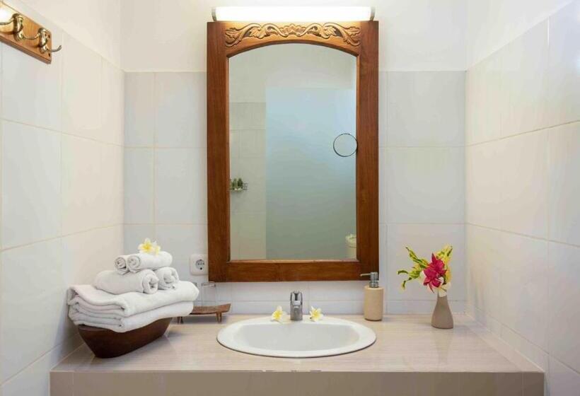 חדר סטנדרט עם מרפסת, Alam Anda Ocean Front Resort & Spa Chse Certified