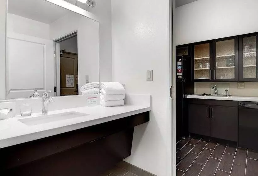 身障者適用スイートルーム, Candlewood Suites Waco, An Ihg
