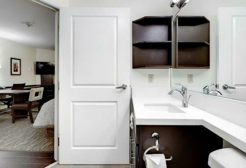 Студия Стандарт, Candlewood Suites Waco, An Ihg