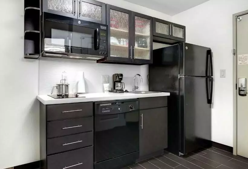 スタンダードスタジオ, Candlewood Suites Waco, An Ihg