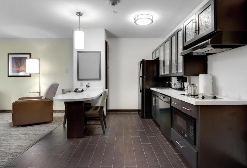 غرفة قياسية سرير كينج لذوى الإحتياجات الخاصة, Candlewood Suites Waco, An Ihg