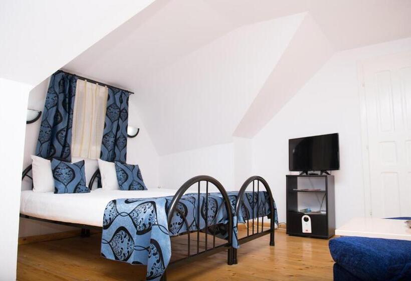 اتاق استاندارد, Cormoran Resort