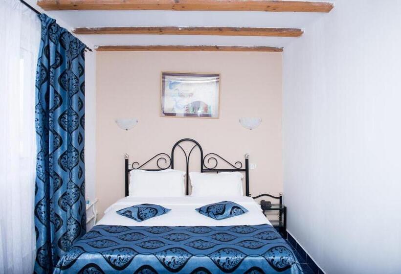 اتاق استاندارد, Cormoran Resort
