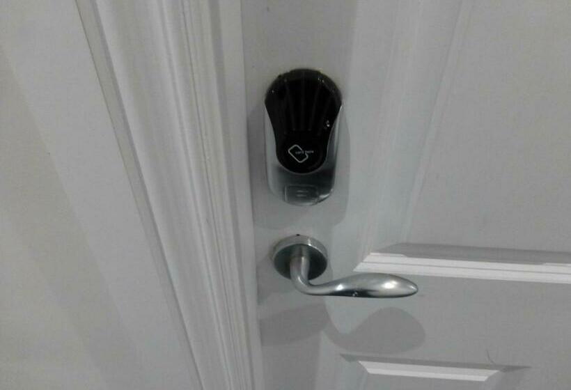 إستوديو قياسى, Court Residence Apart