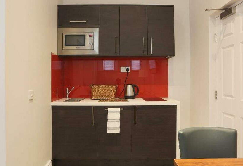 إستوديو قياسى, Court Residence Apart