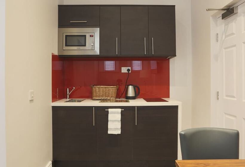 إستوديو قياسى, Court Residence Apart