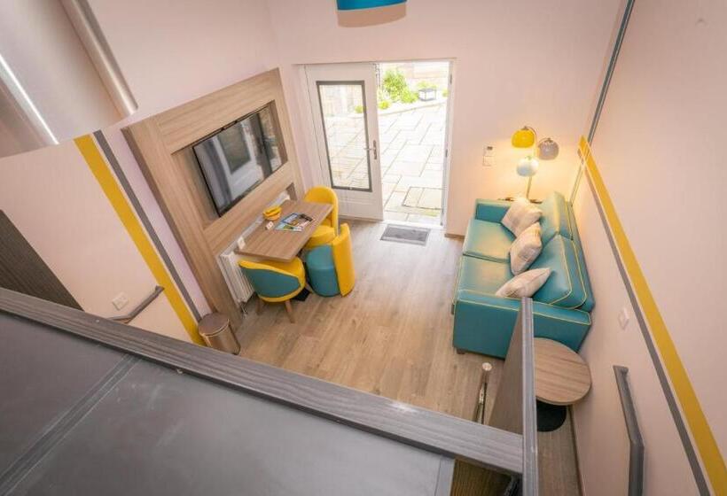 إستوديو قياسى, Court Residence Apart